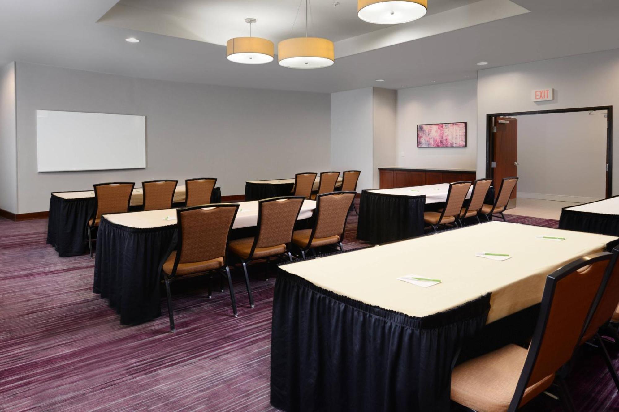 Courtyard Marriott Houston Pearland Hotel Exterior foto