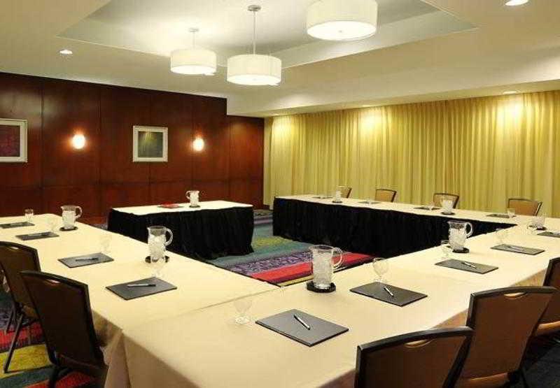 Courtyard Marriott Houston Pearland Hotel Facilități foto